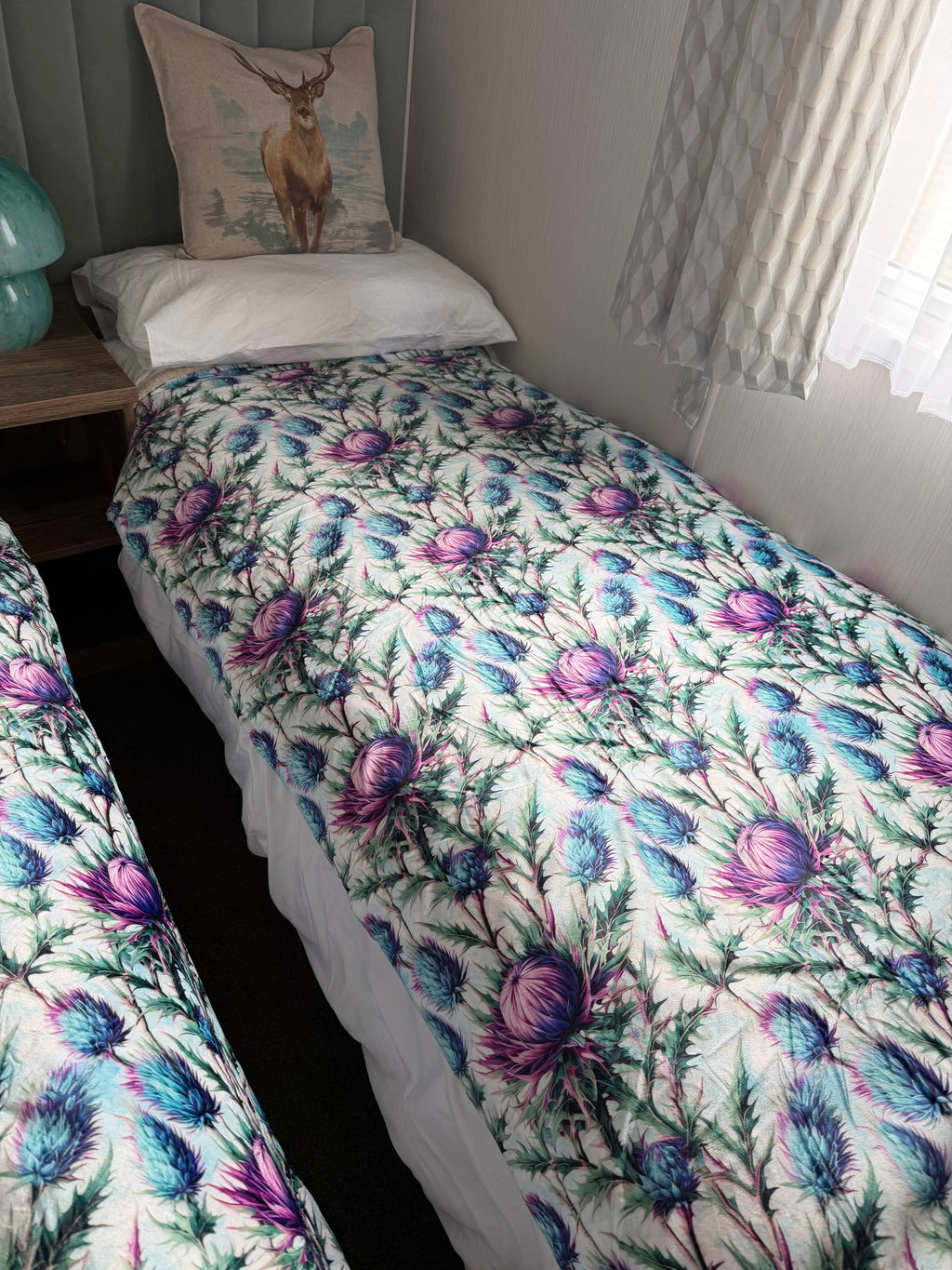 Bonnie Thistle velour and fleece pet blanket – view 13