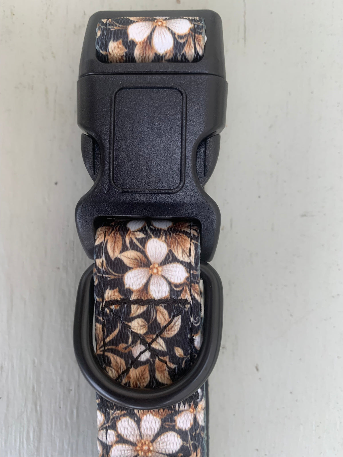 Black Isle Blossom black floral dog collar – view 3
